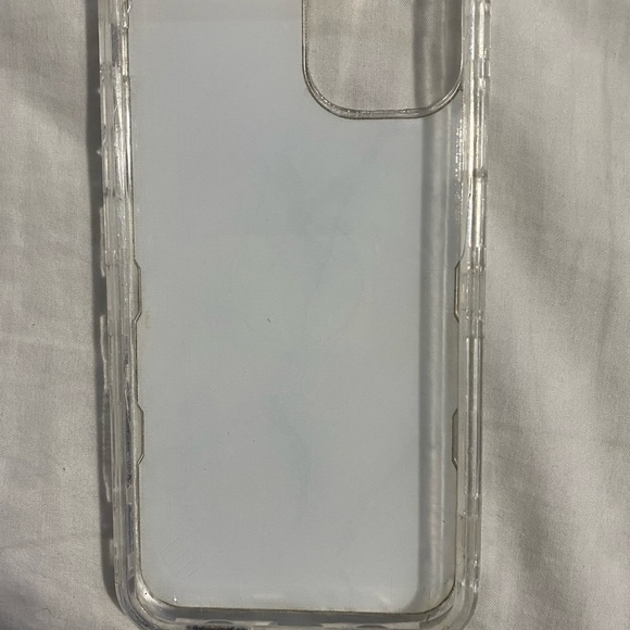Phone case - Picture 2 of 6